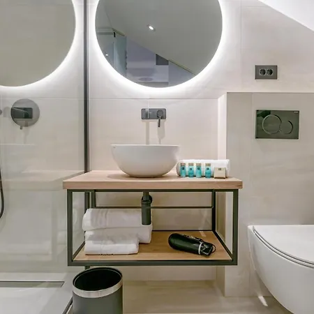 Lumiere Luxury Πανσιόν Σπλιτ